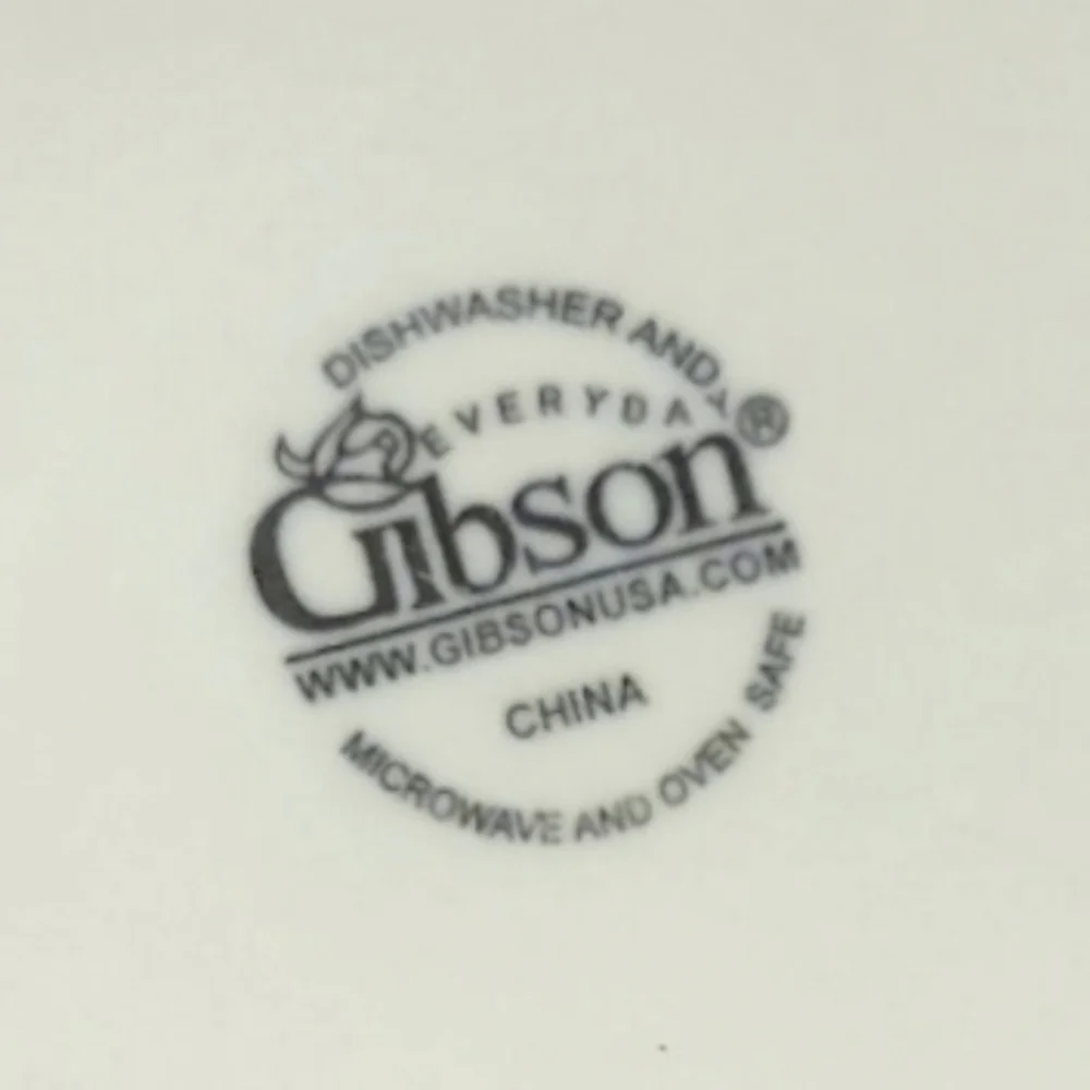 2 Vtg 2000-09 Everyday Gibson Housewares Windham Salad Dessert Plate Cobalt Blue